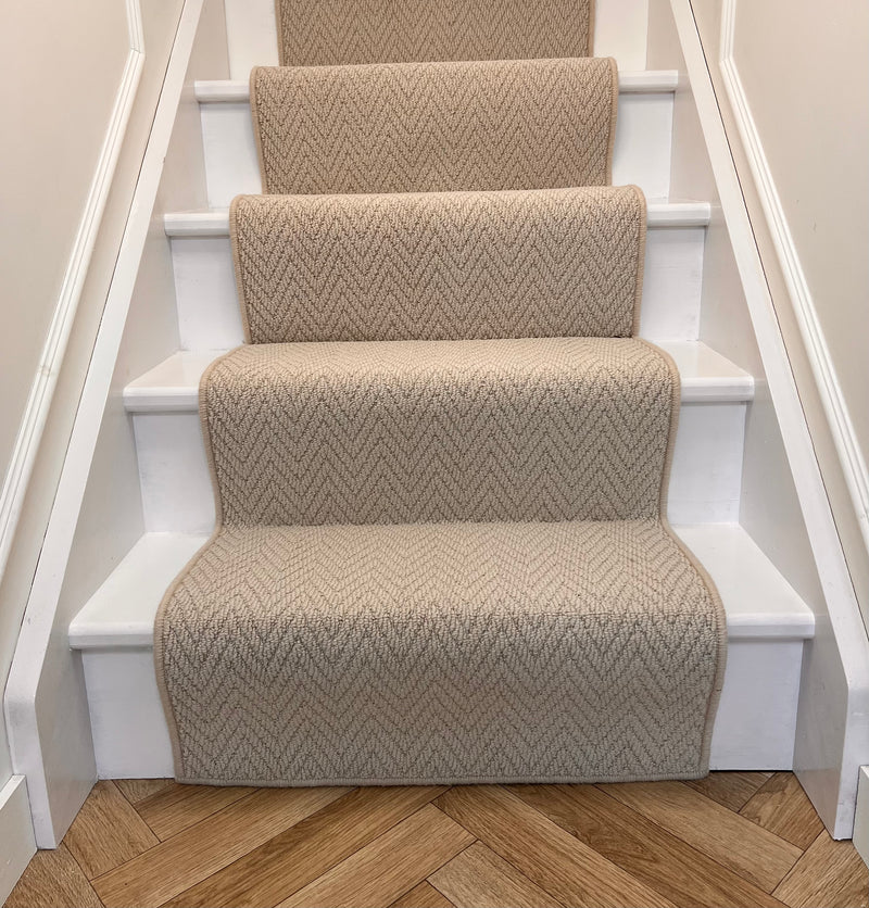 Havanna Berber Stair Runner with natural wool whipped edge