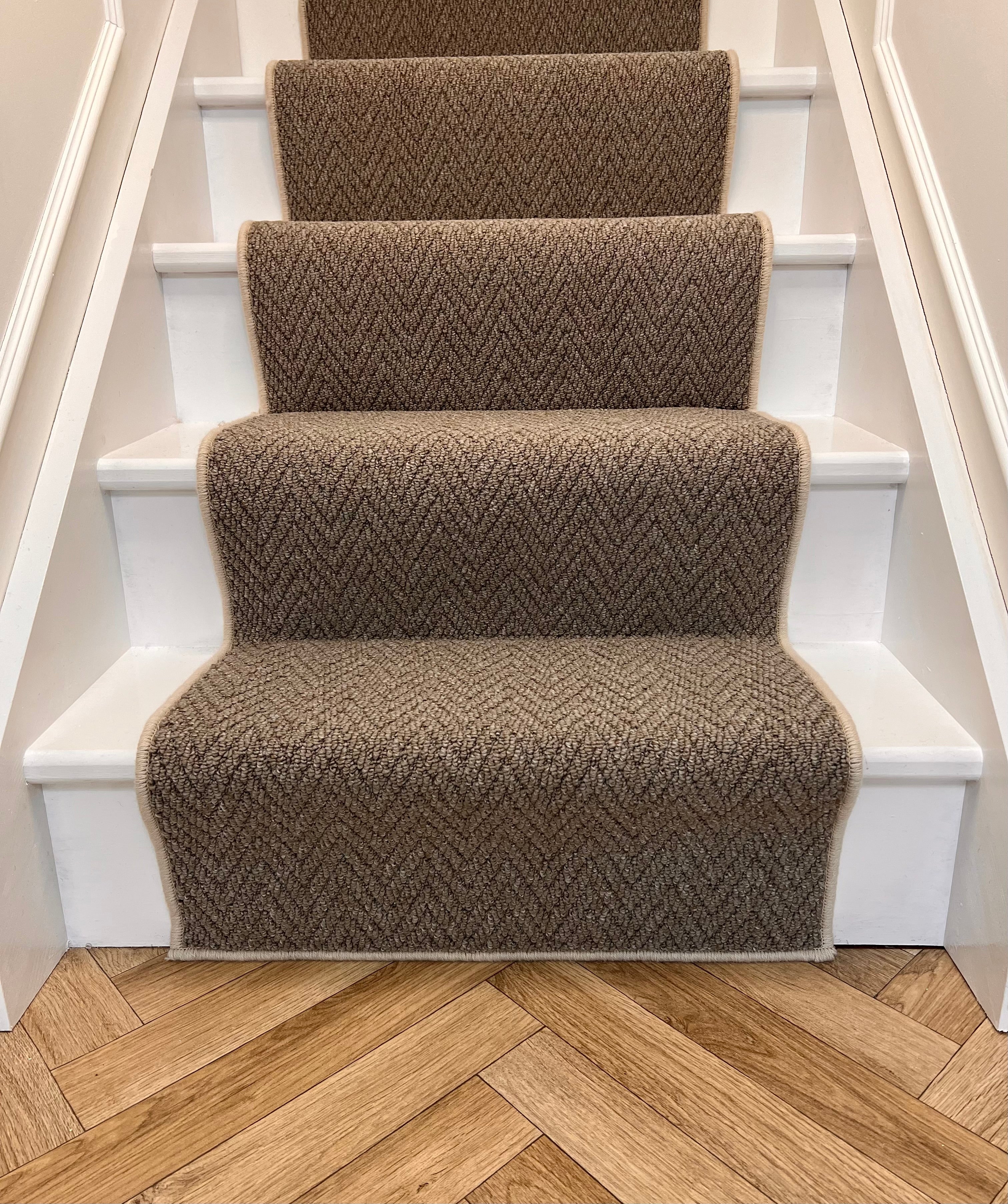 Havanna Taupe Stair Runner with natural wool whipped edge
