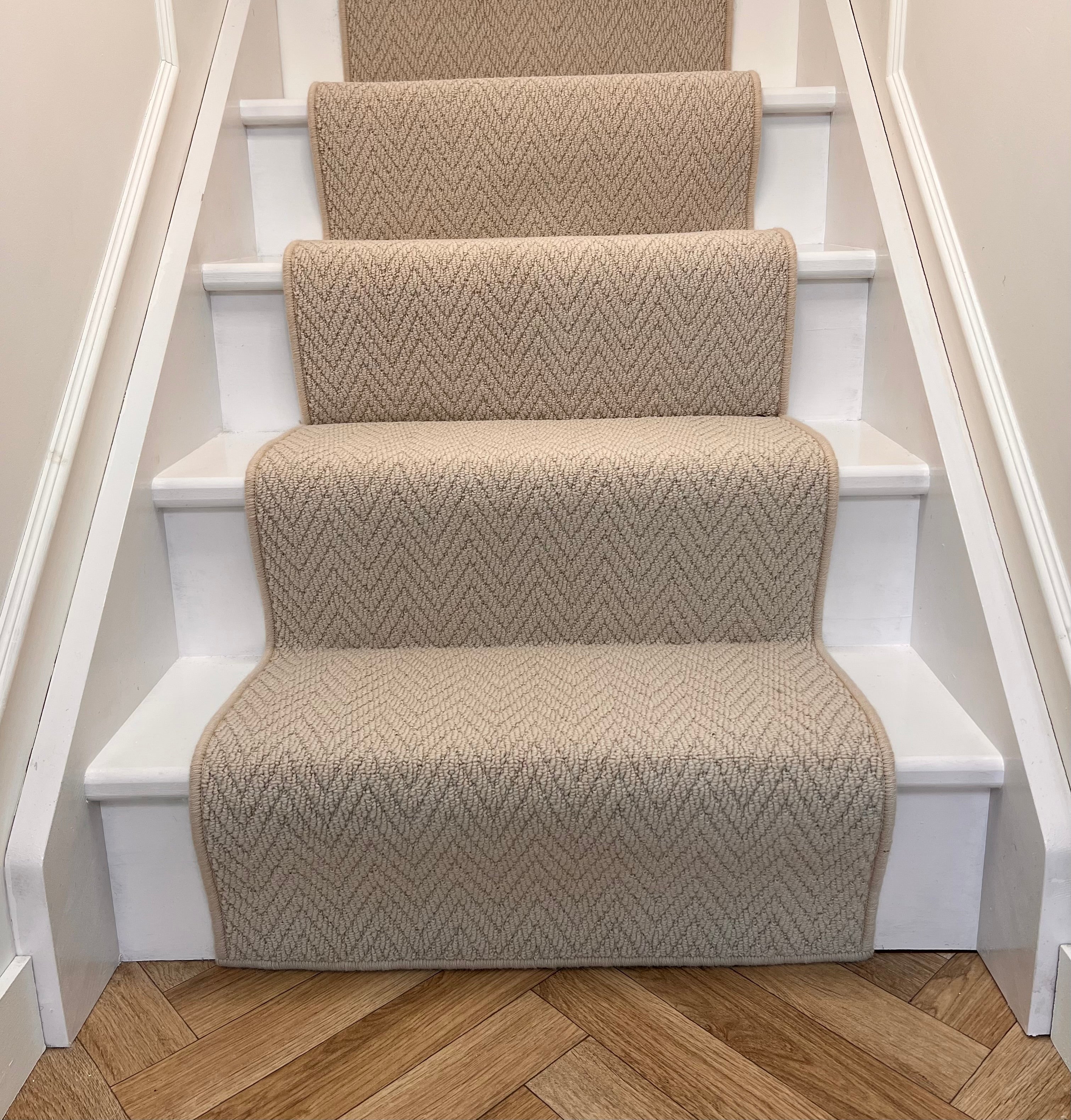 Havanna Berber Stair Runner with natural wool whipped edge