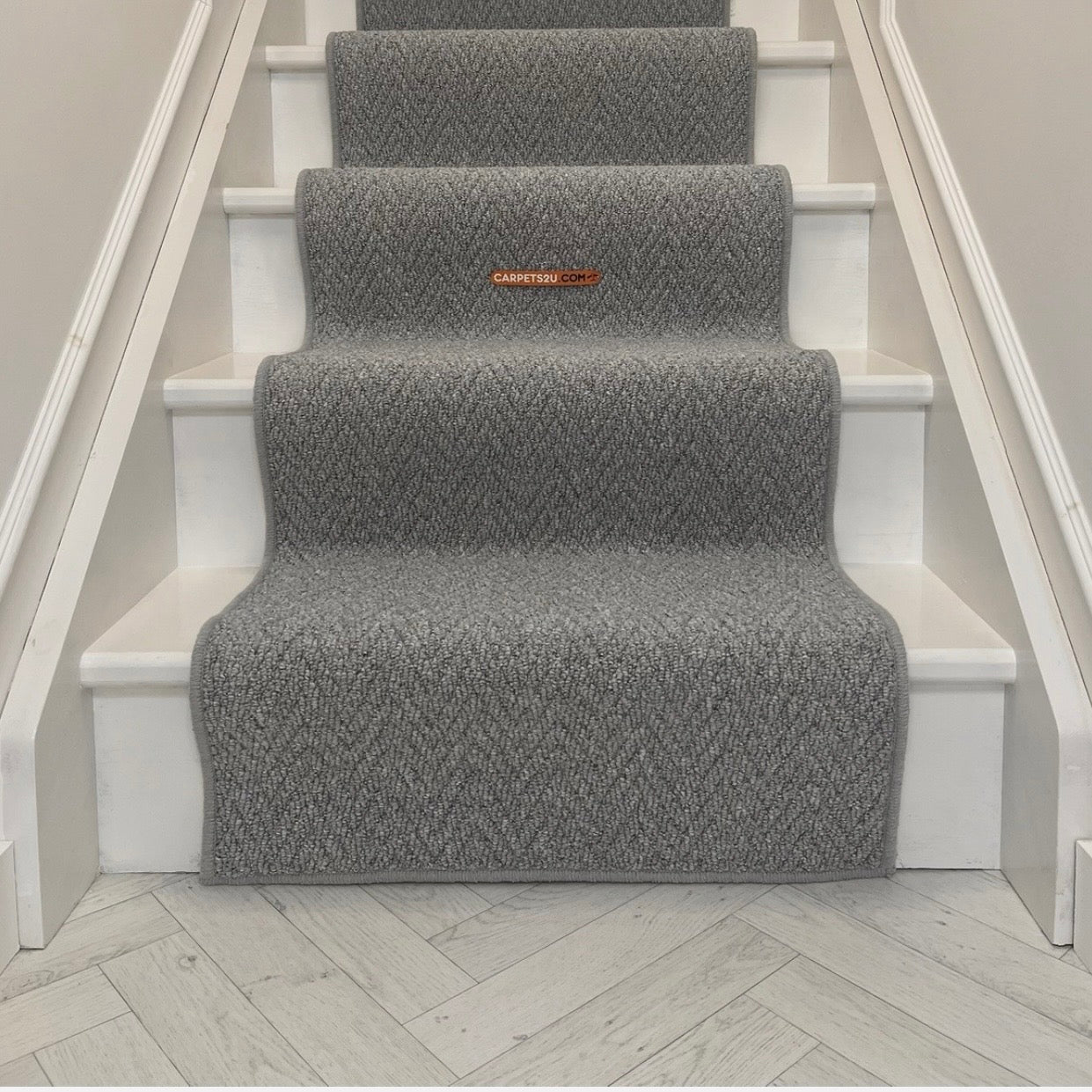 Havanna Light Grey Stair Runner with grey wool whipped edge